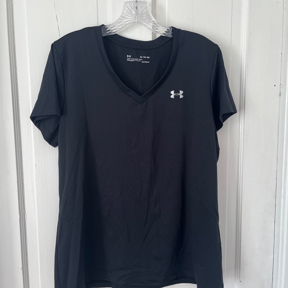 Under Armour Women's Black Short Sleeve Tee